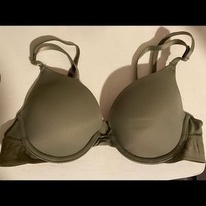Victoria’s Secret PINK Bra
